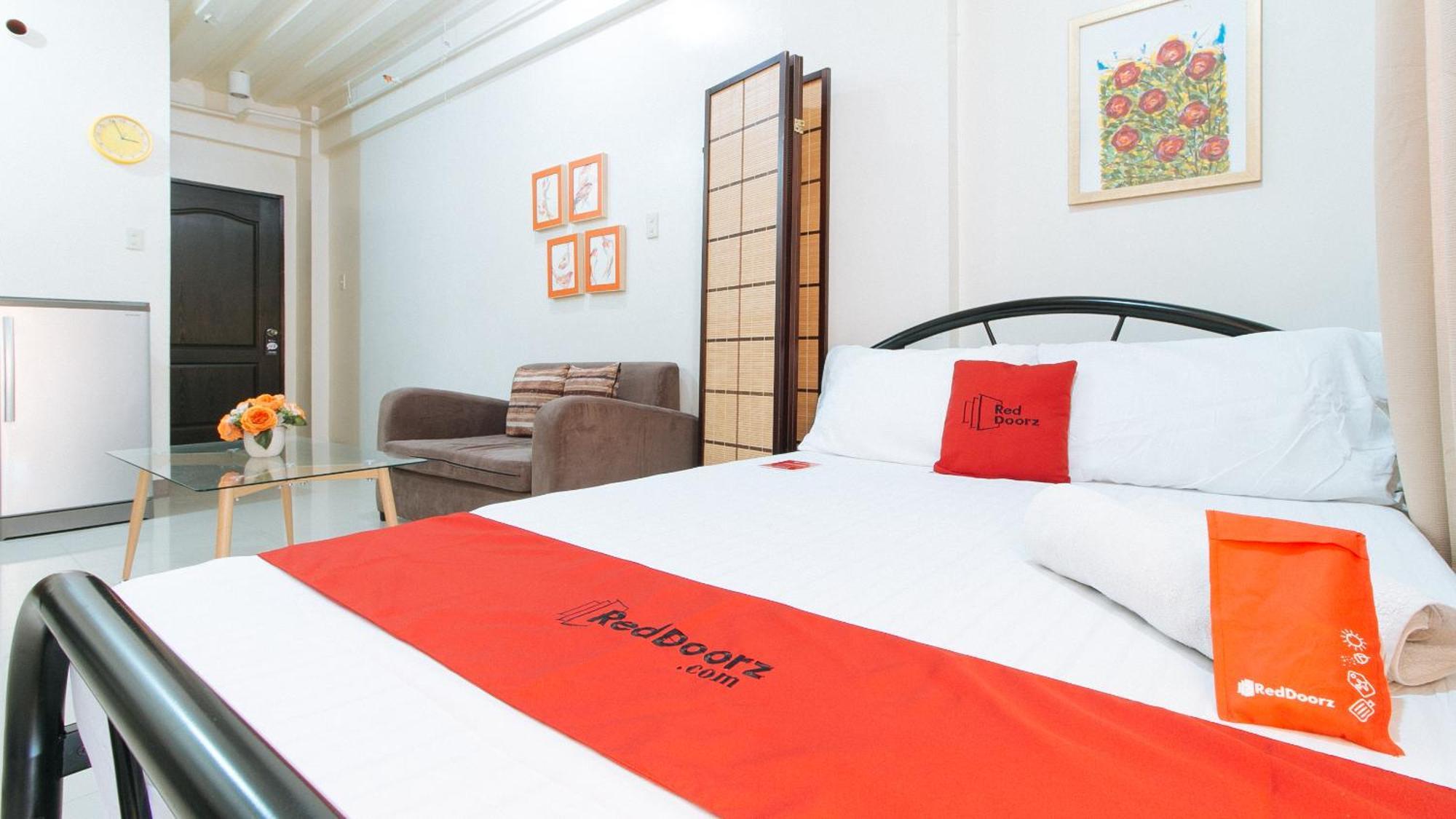 Reddoorz At Kassel Residences Paranaque Paranaque City Exterior photo